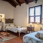 Nyaraló L&b House *